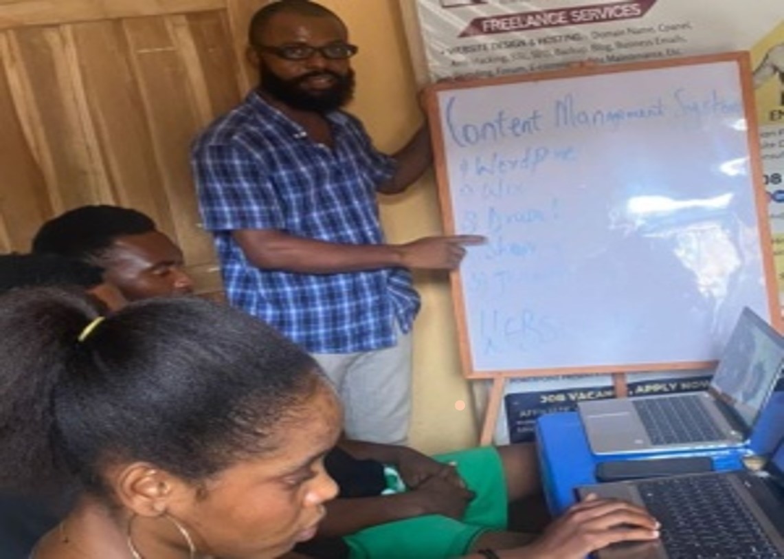 Edeson ICT / Website Design Training Class At Ikotun Lagos